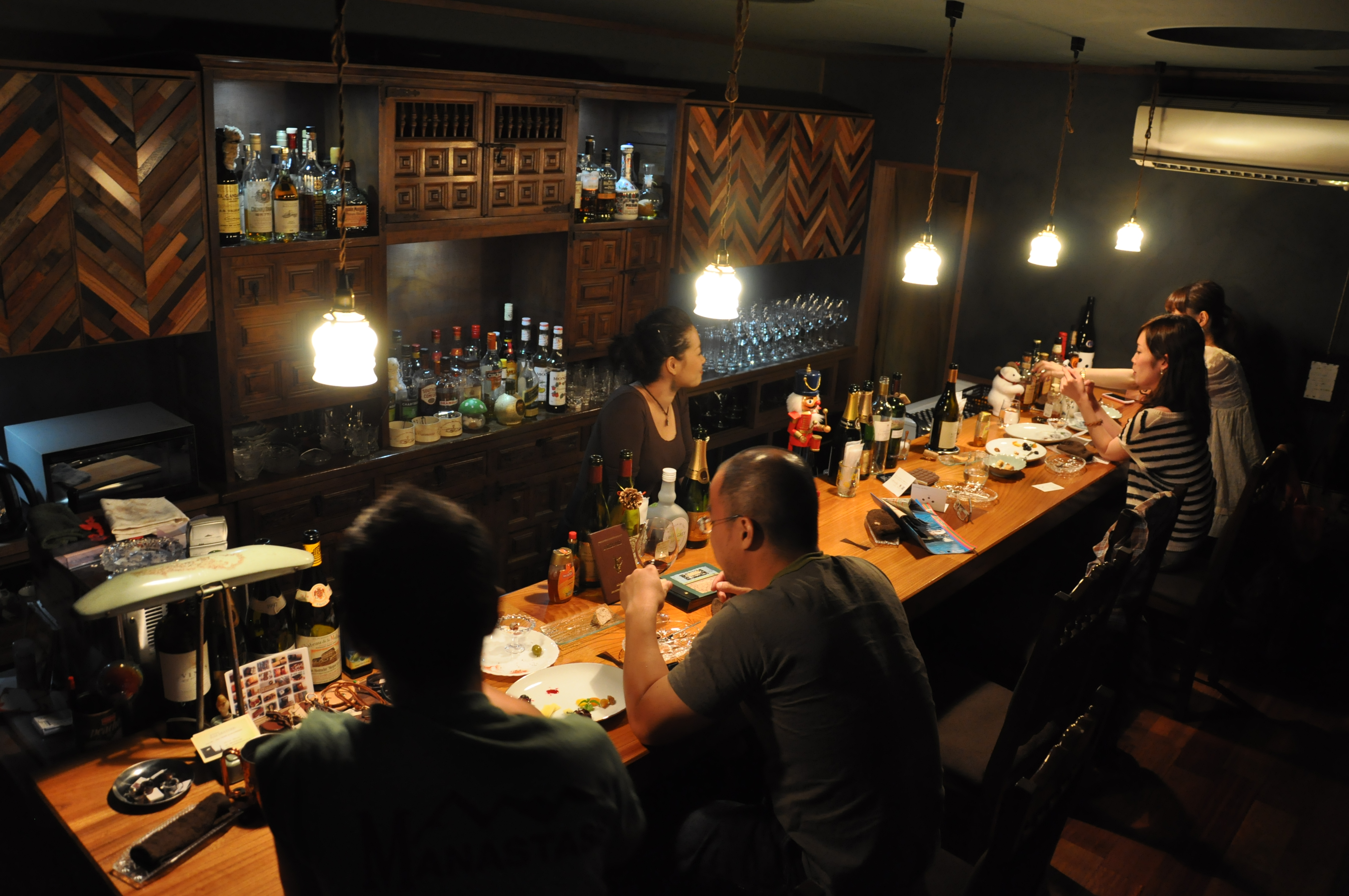 bar no japão | nomes de lugares em japonês para sua primeira viagem